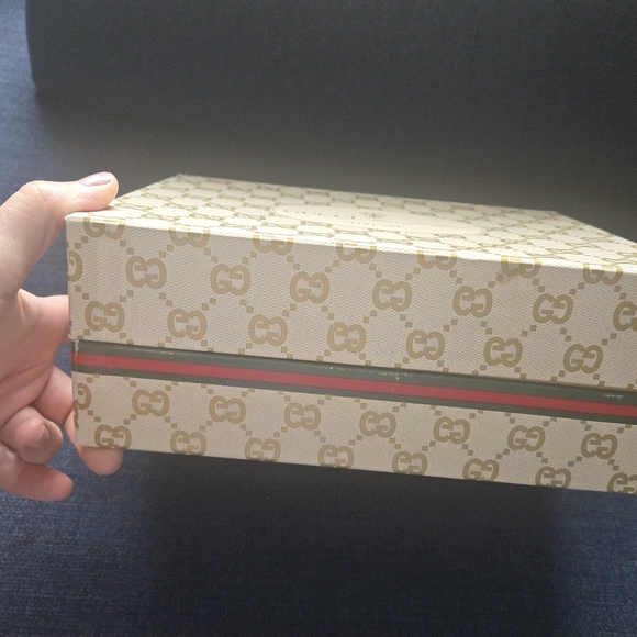 Gucci Vintage EUC Pouch Bag - Picture 10 of 16